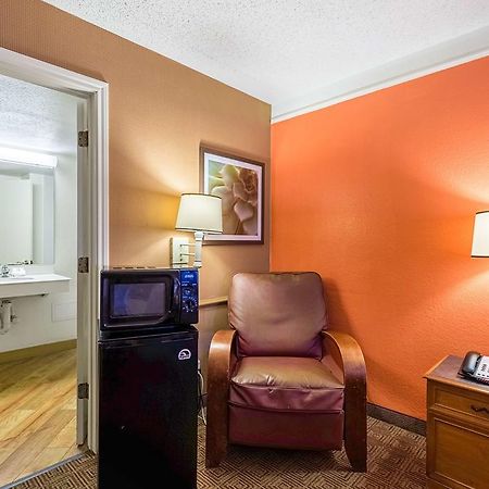Motel 6 Houston Medical Center - Reliant Park Екстериор снимка