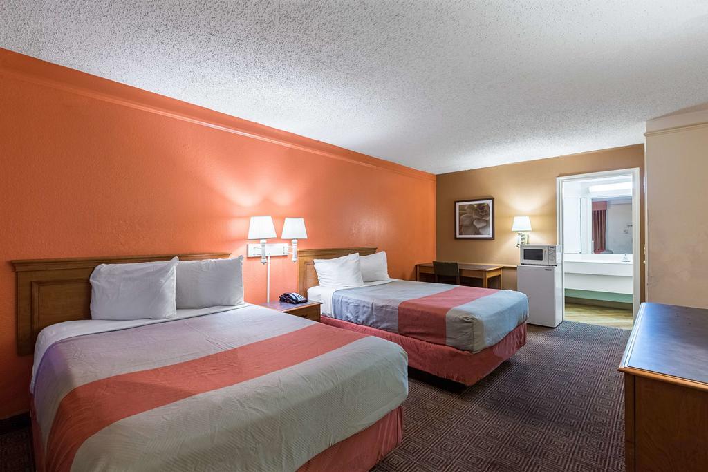 Motel 6 Houston Medical Center - Reliant Park Екстериор снимка