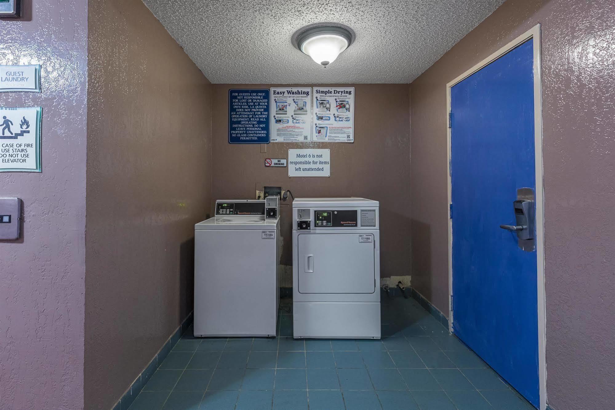 Motel 6 Houston Medical Center - Reliant Park Екстериор снимка