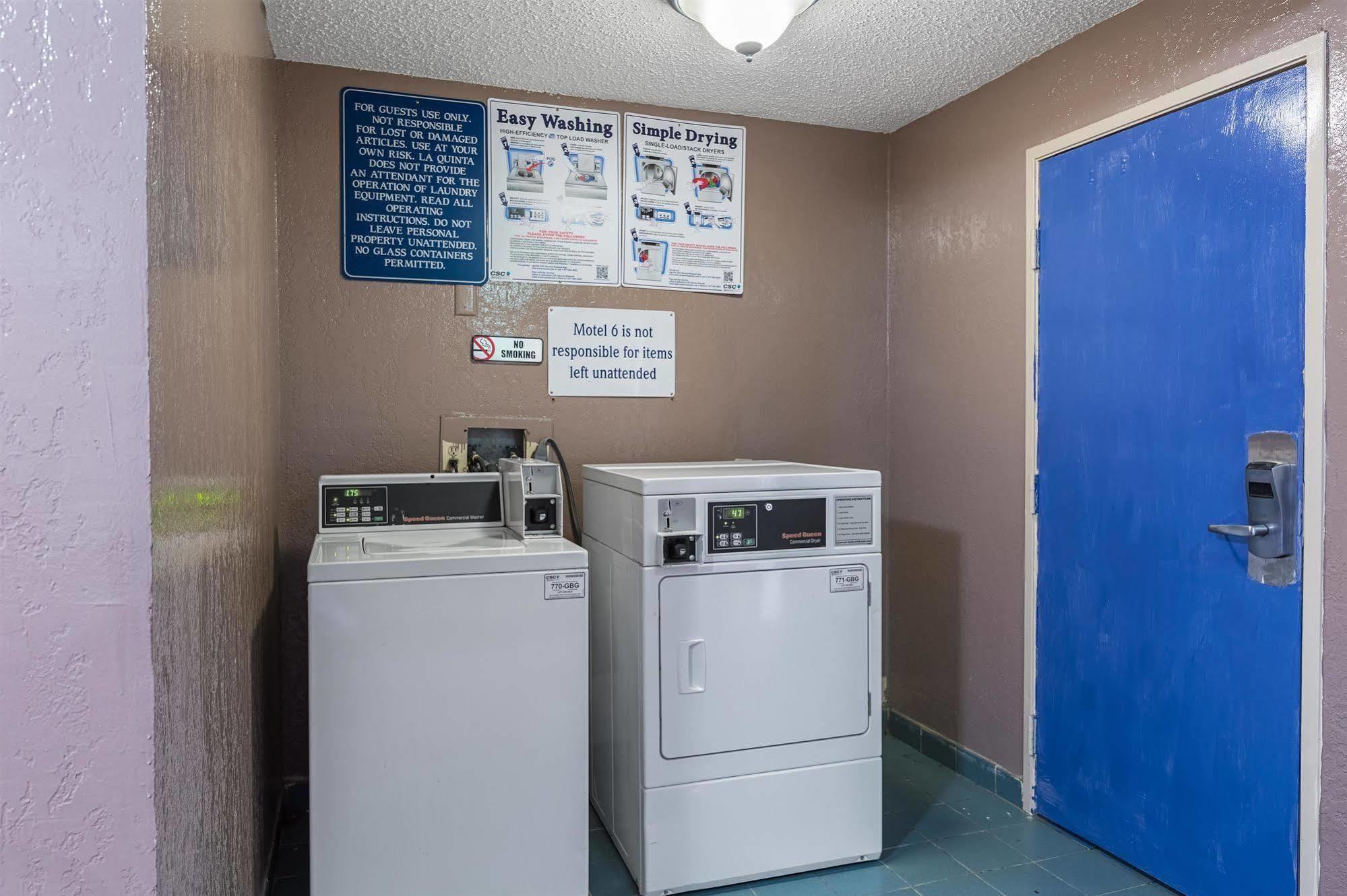 Motel 6 Houston Medical Center - Reliant Park Екстериор снимка